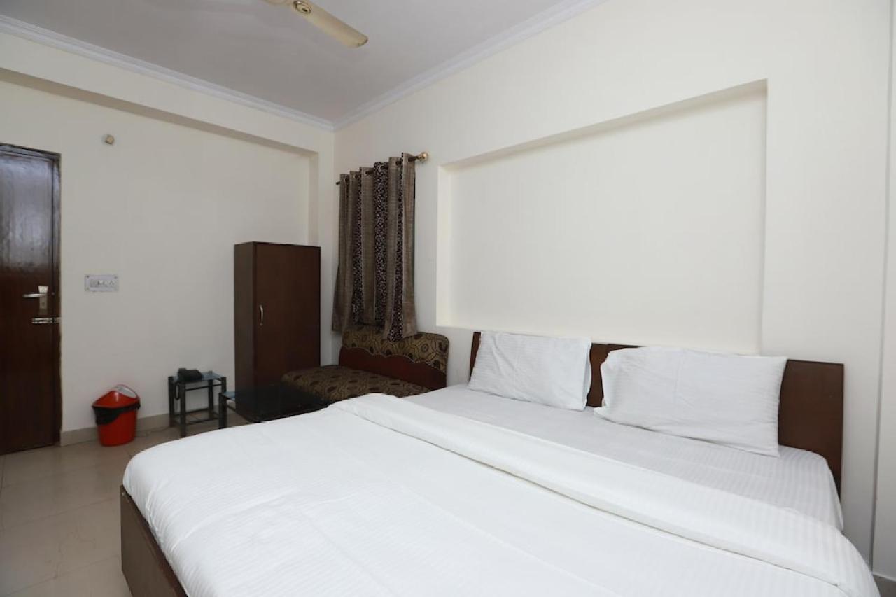 Hotel Prakrathi Residency Бангалор Экстерьер фото